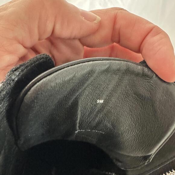 The WISHBONE Collection Tweed & Black Leather Wedge Sneaker Boots - size 9 EUC - Picture 6 of 8